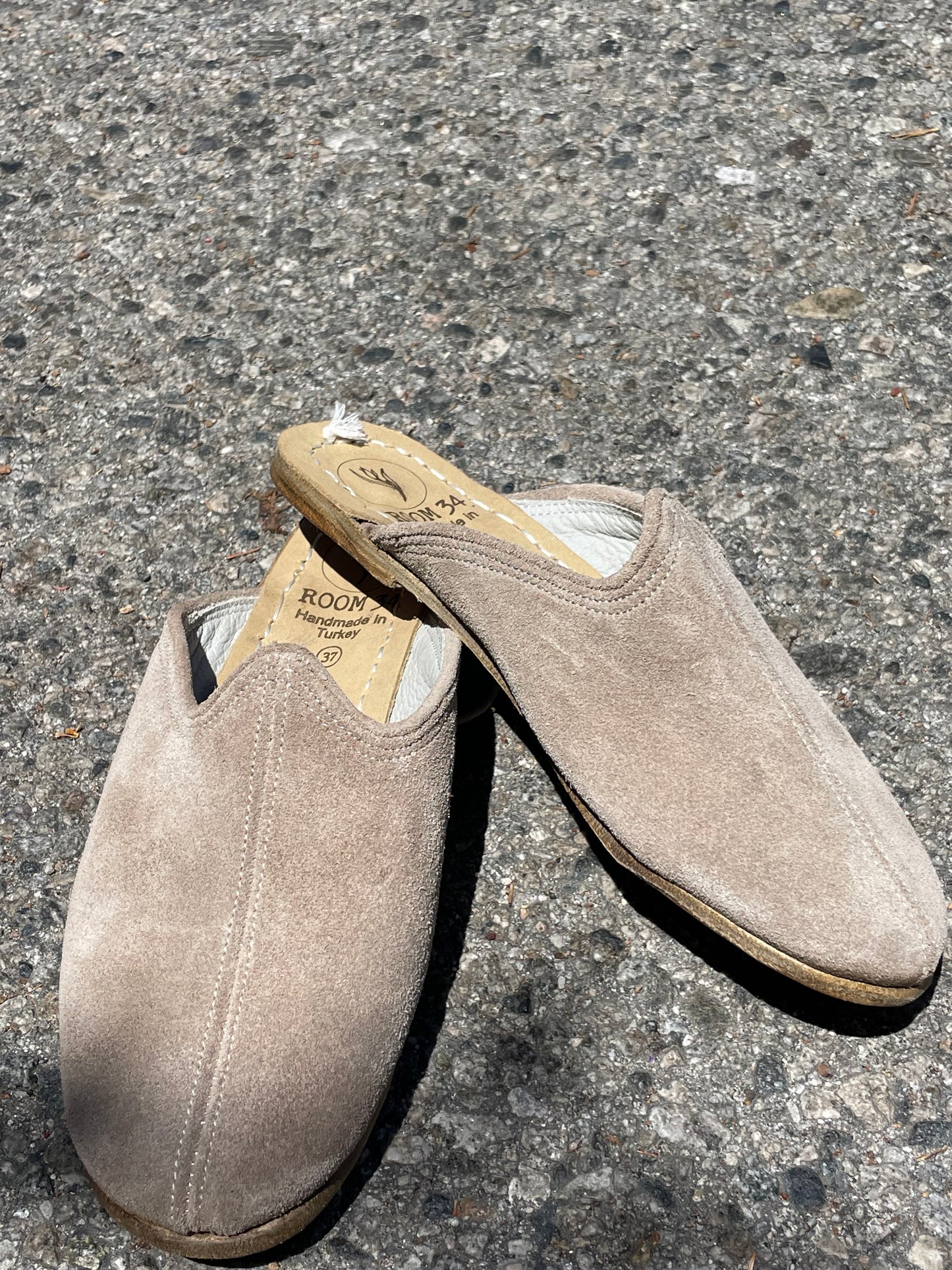 Taupe Earth Mule